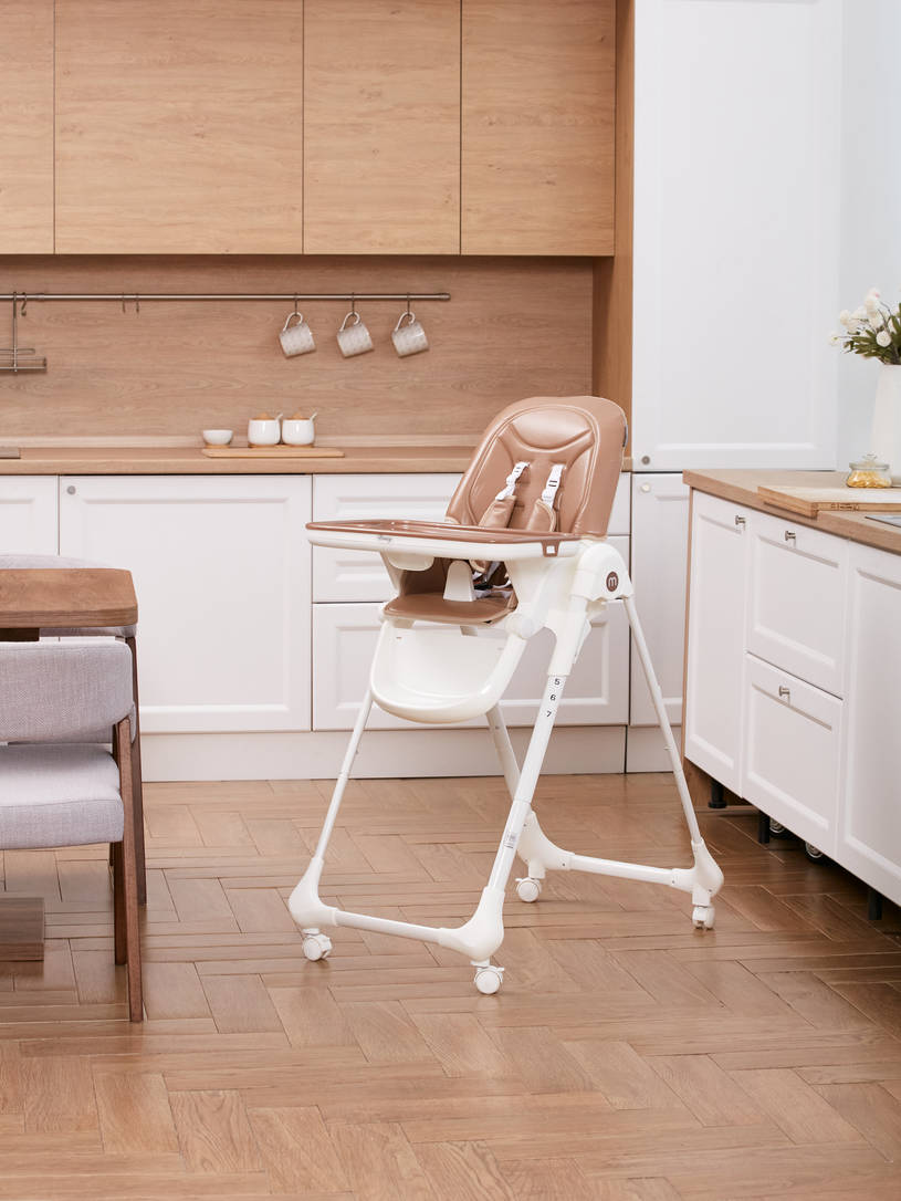 Стульчик для кормления Mowbaby Honey Beige