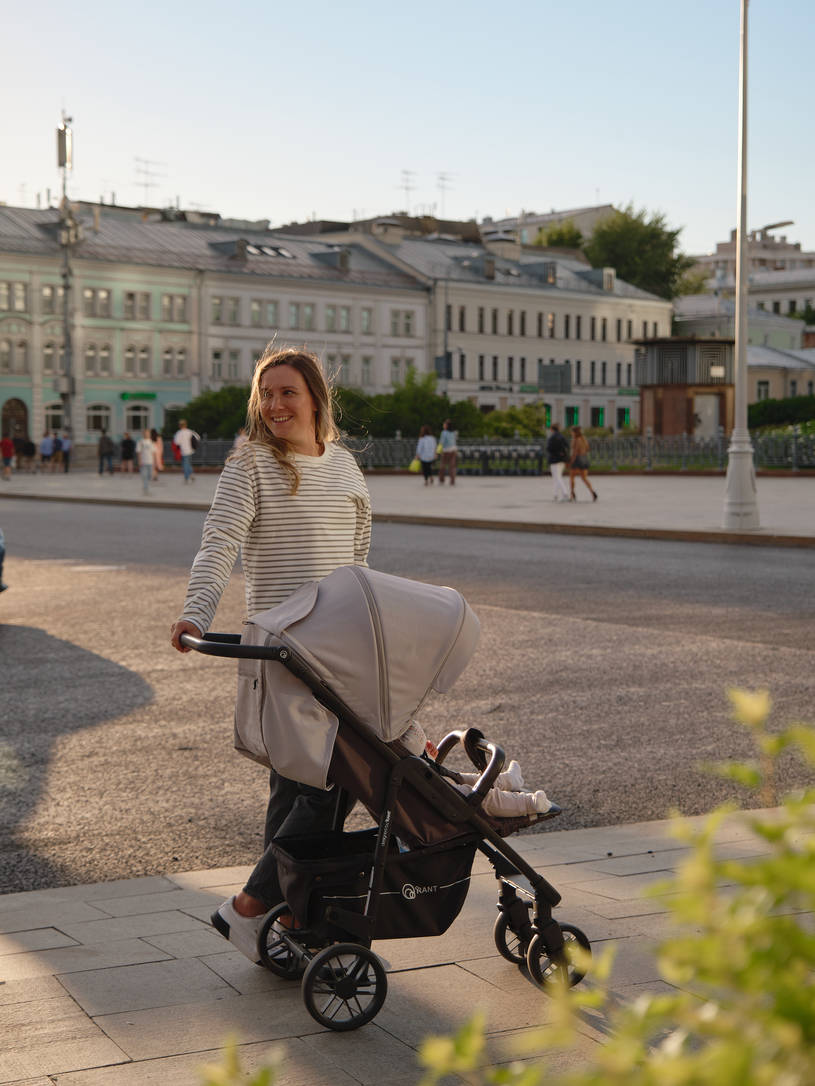 Коляска прогулочная Rant Vega Star Soft Grey. Цвет: Серый