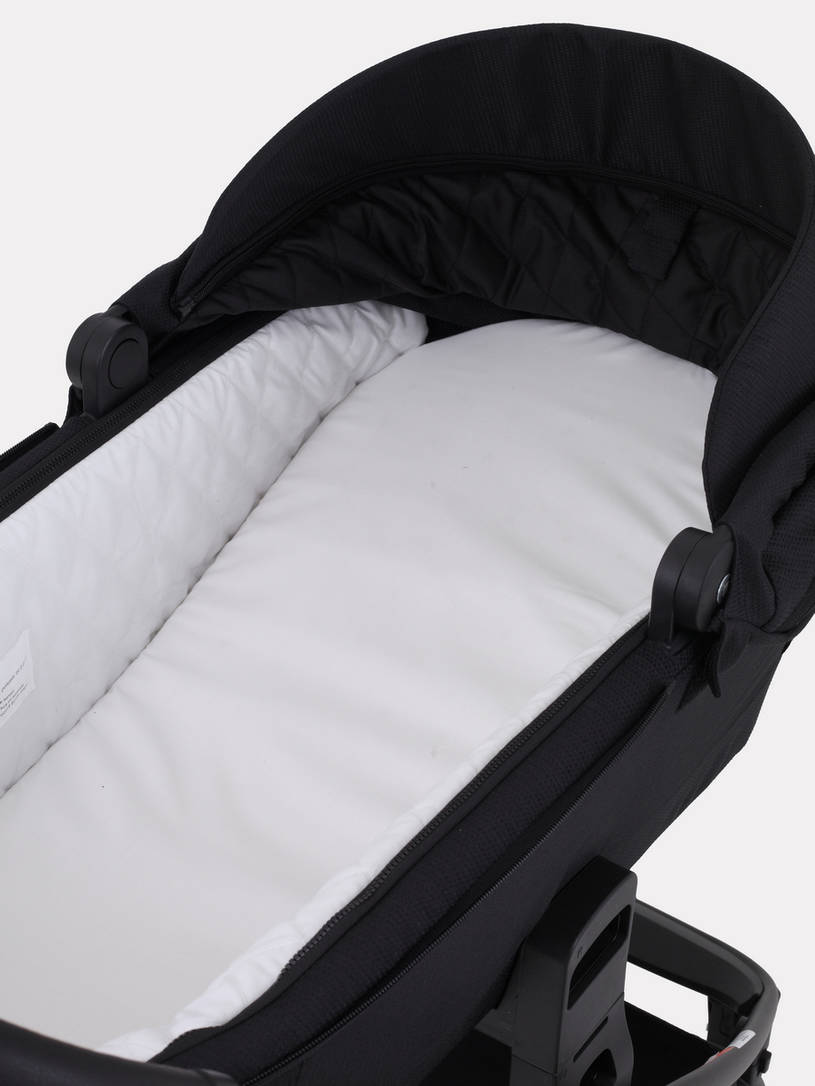 Коляска 3 в 1 Mowbaby Zoom Gold 2025 black