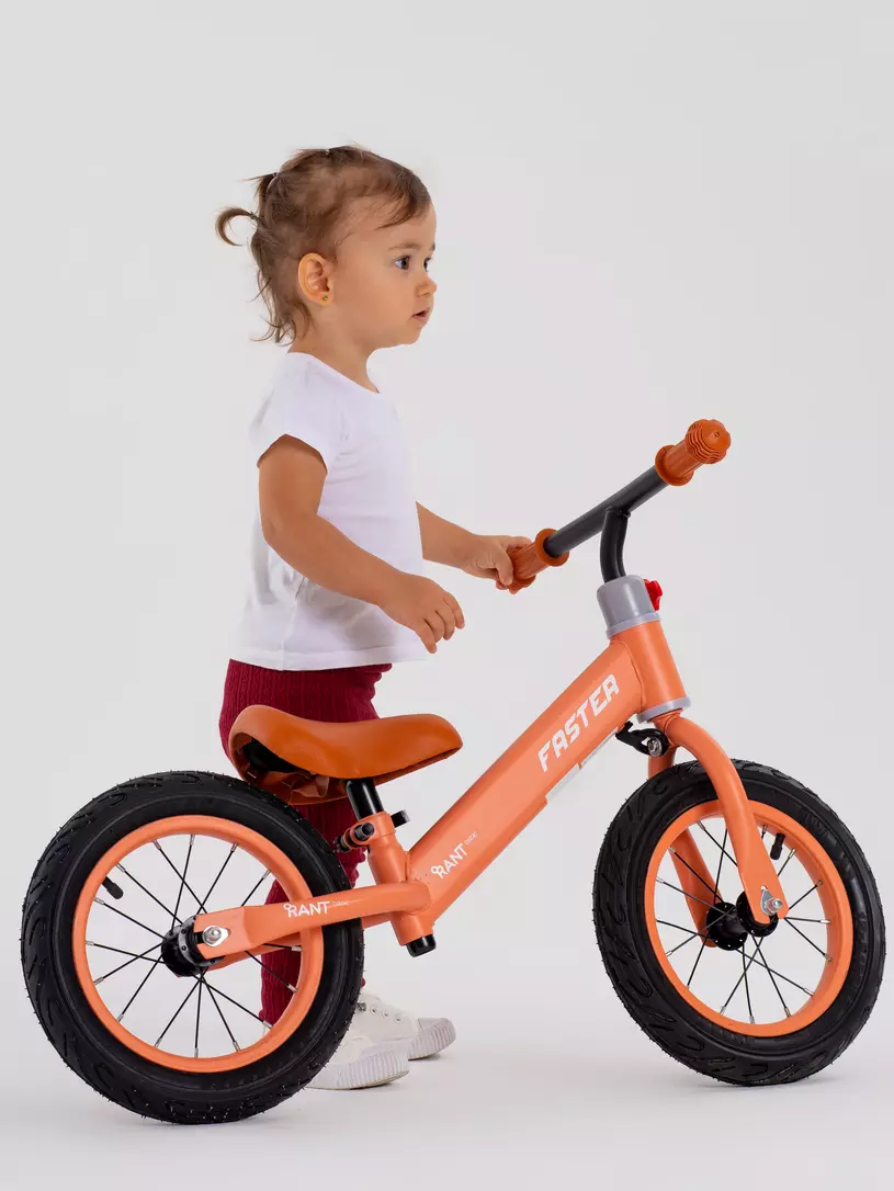 Беговел Rant Basic Faster Coral