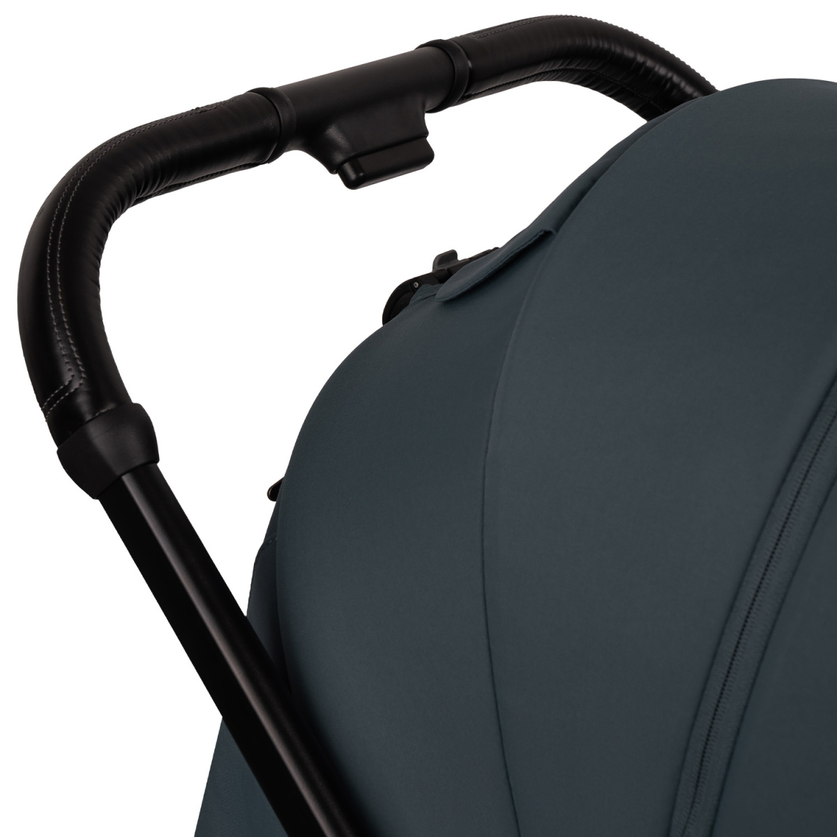 Коляска прогулочная Indigo Delta+ синий