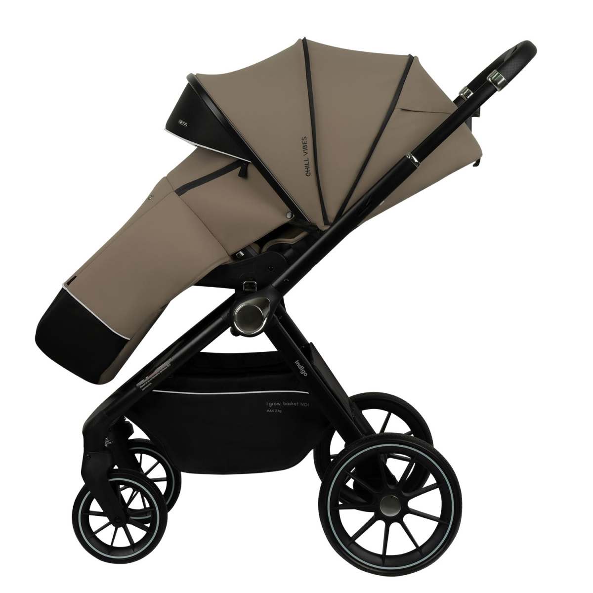 Коляска прогулочная Indigo GLOSS бежевый