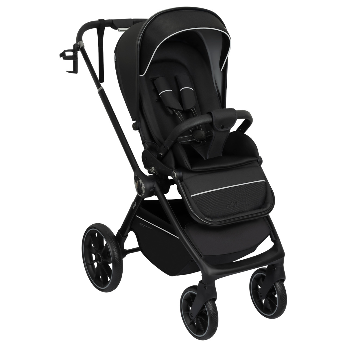 Коляска прогулочная Indigo GLOSS черный