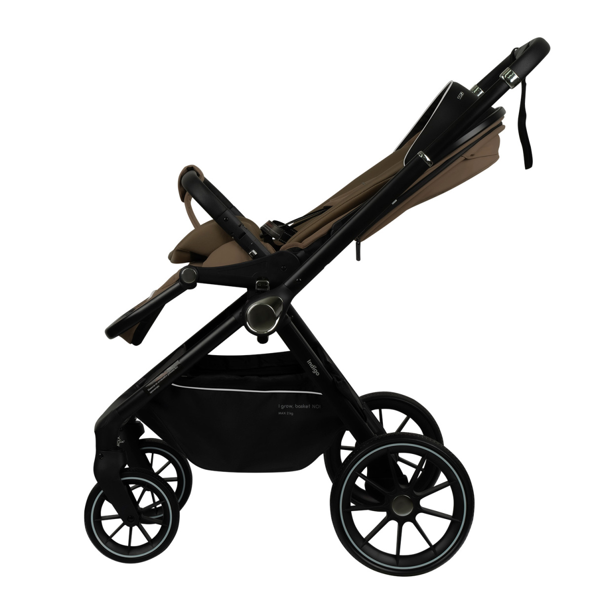 Коляска прогулочная Indigo GLOSS темно-бежевый